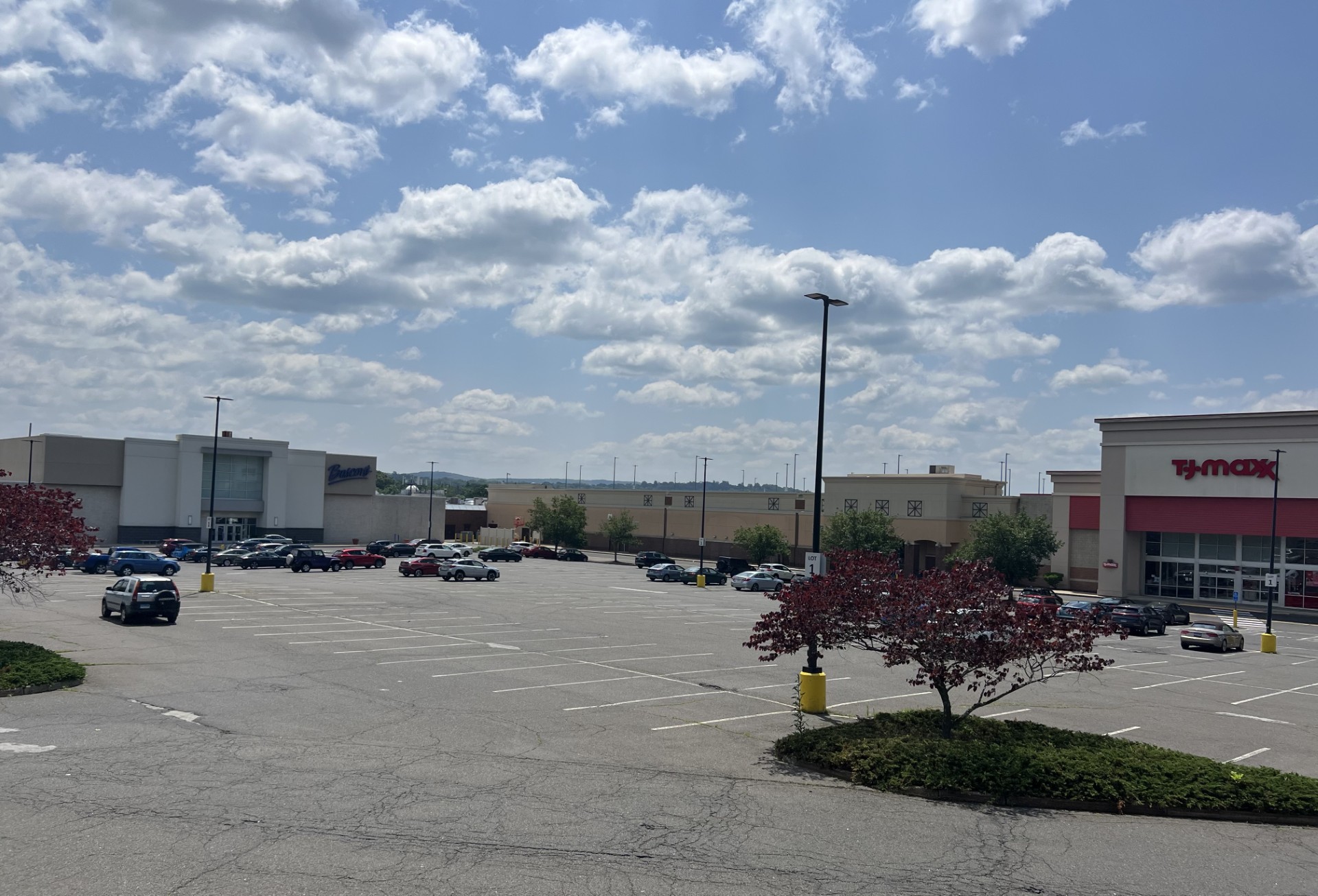 Meriden Mall to get its second eatery this fall officials say