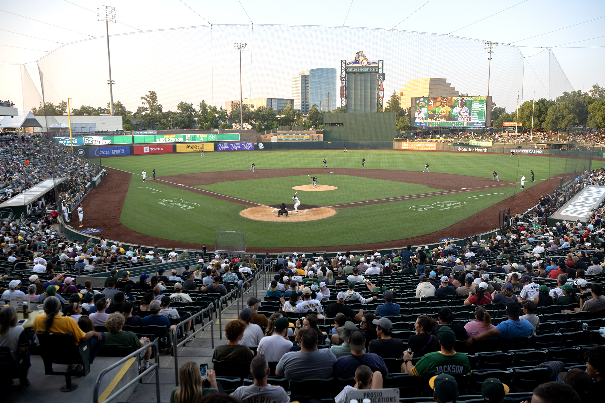The A's refusal to embrace Sacramento is backfiring