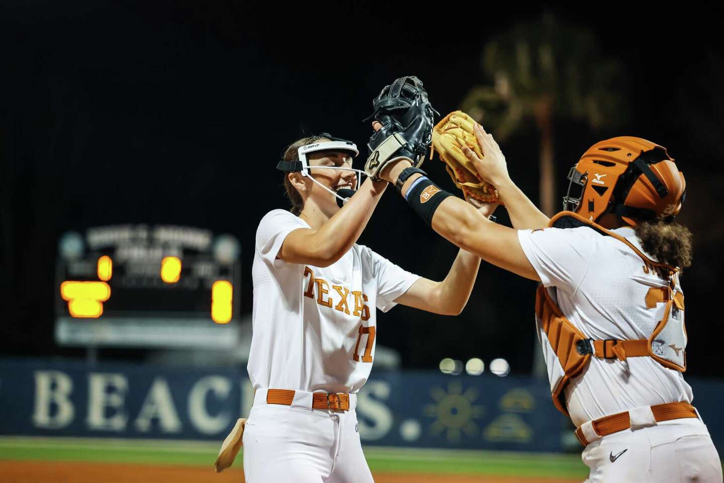 Kavan Pitcher Teagan Kavan: Texas softball pitcher finds groove for No. 3 Longhorns