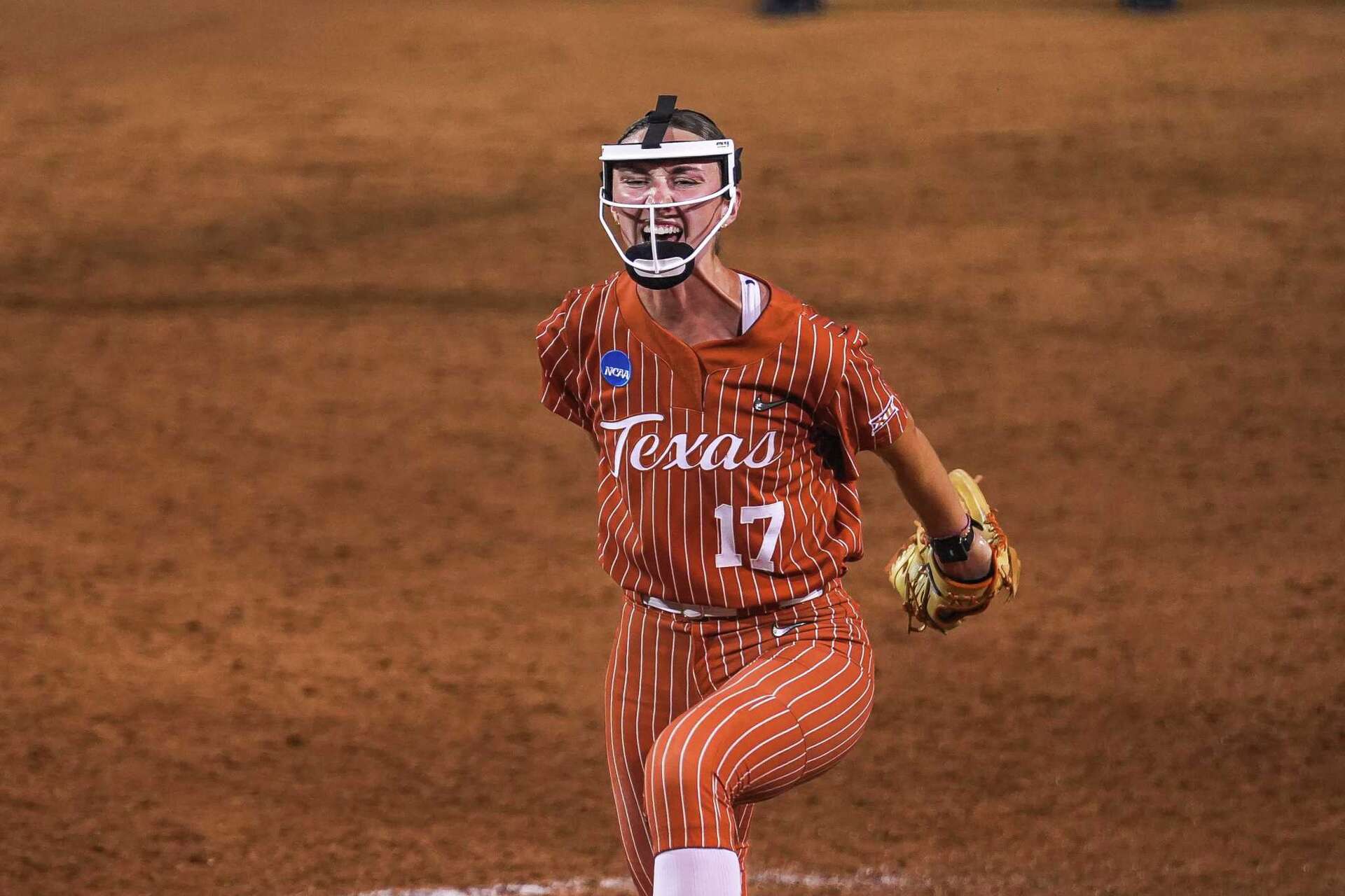 Kavan Pitcher Sophia Bordi: Will Oklahoma transfer play for Texas softball in 2026?