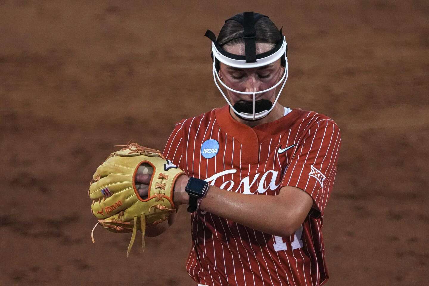 Teagan Kavan: Texas softball pitcher finds groove for No. 3 Longhorns