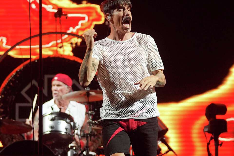 Gunman様/Red Hot Chili Peppers 2022CoachL rawImage.jpg