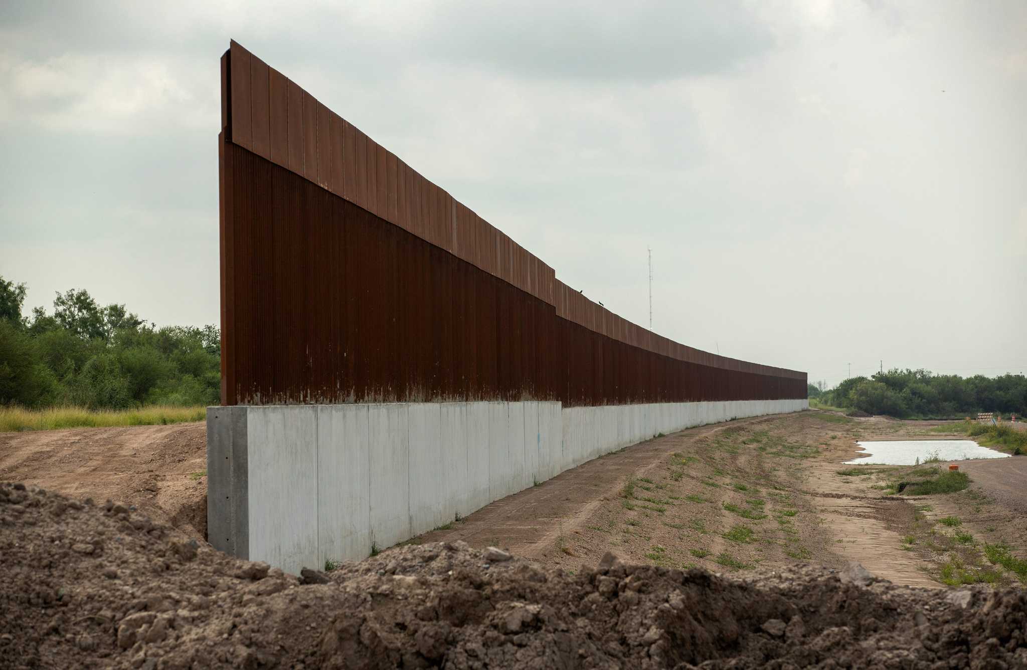 Texas breaks ground on state-backed border wall in Rio Grande City