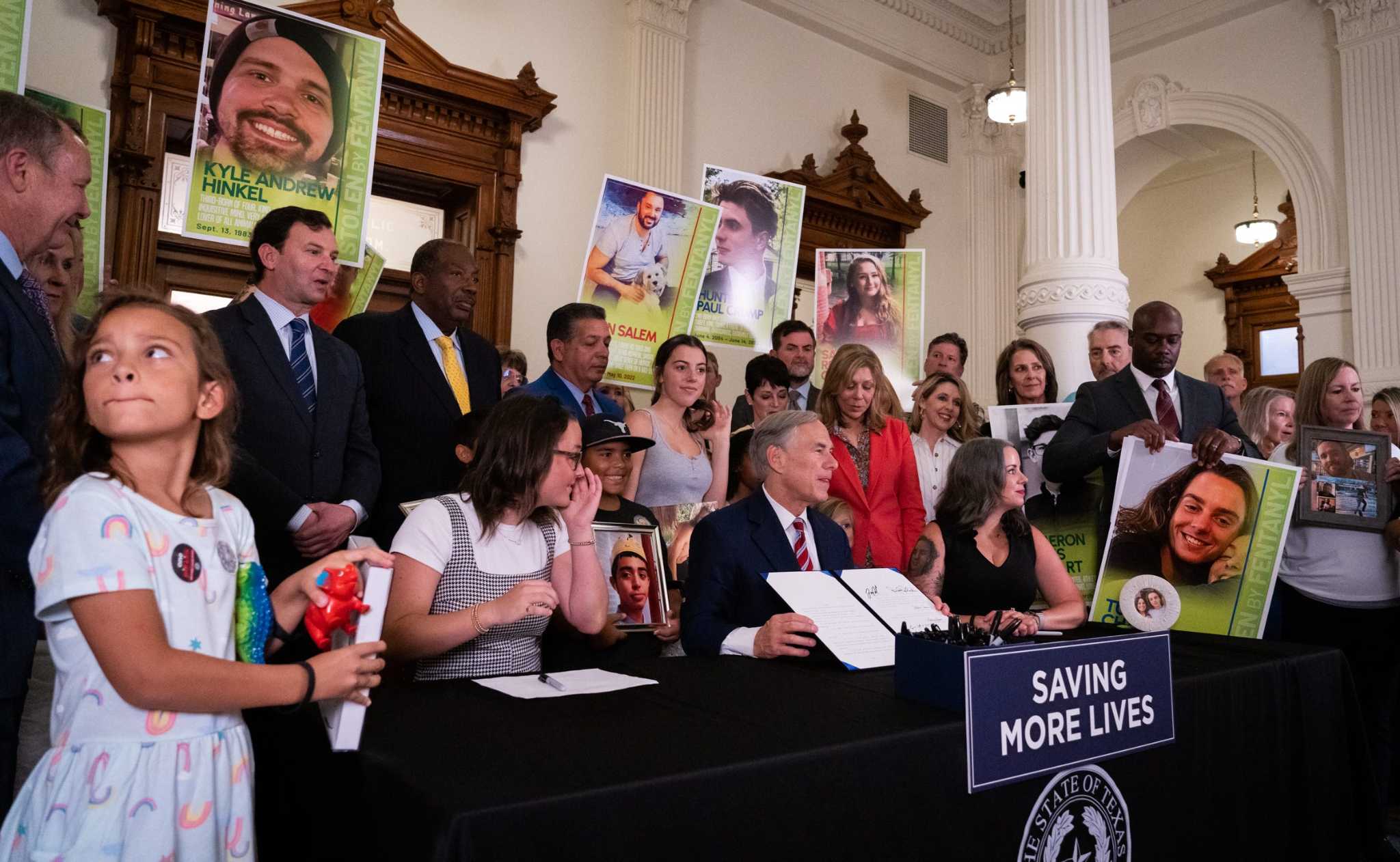 Governor Abbott signs four fentanyl-related bills in Texas law to fight ...