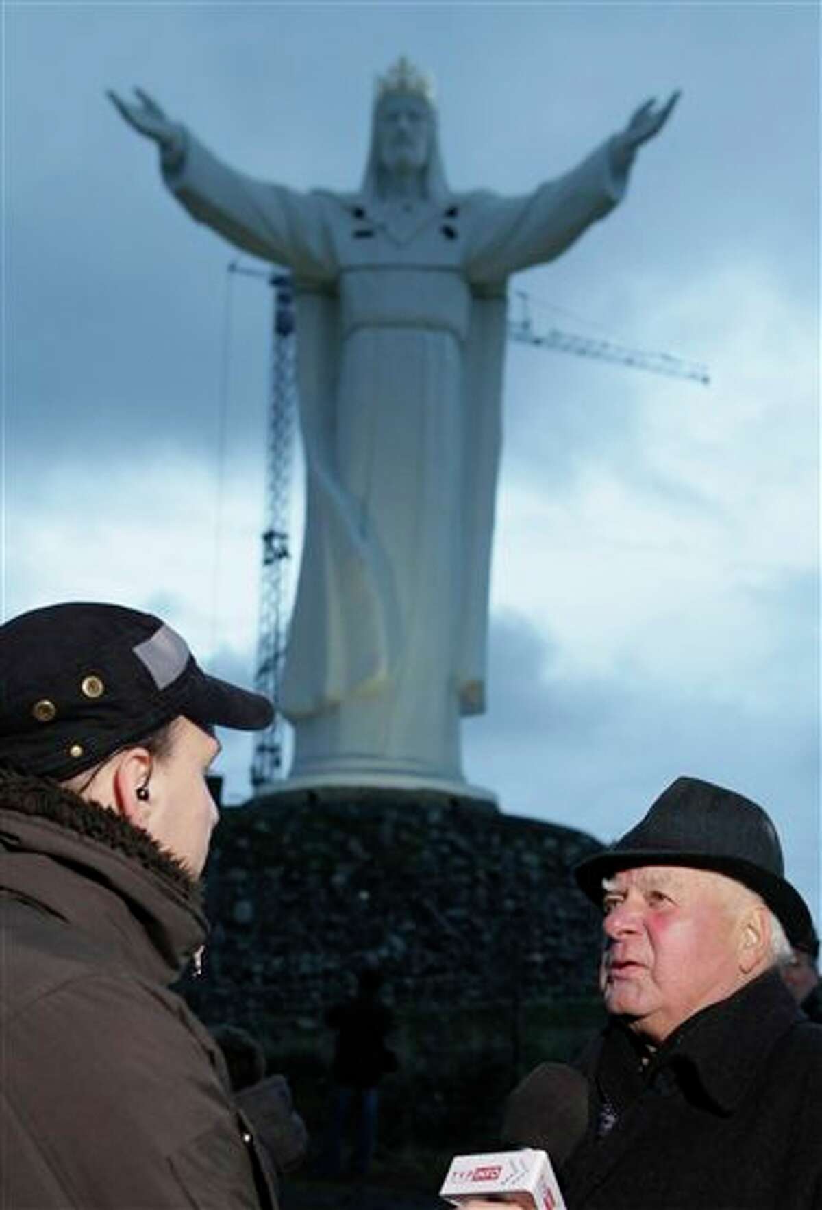 Giant Jesus statue completed in Polish town