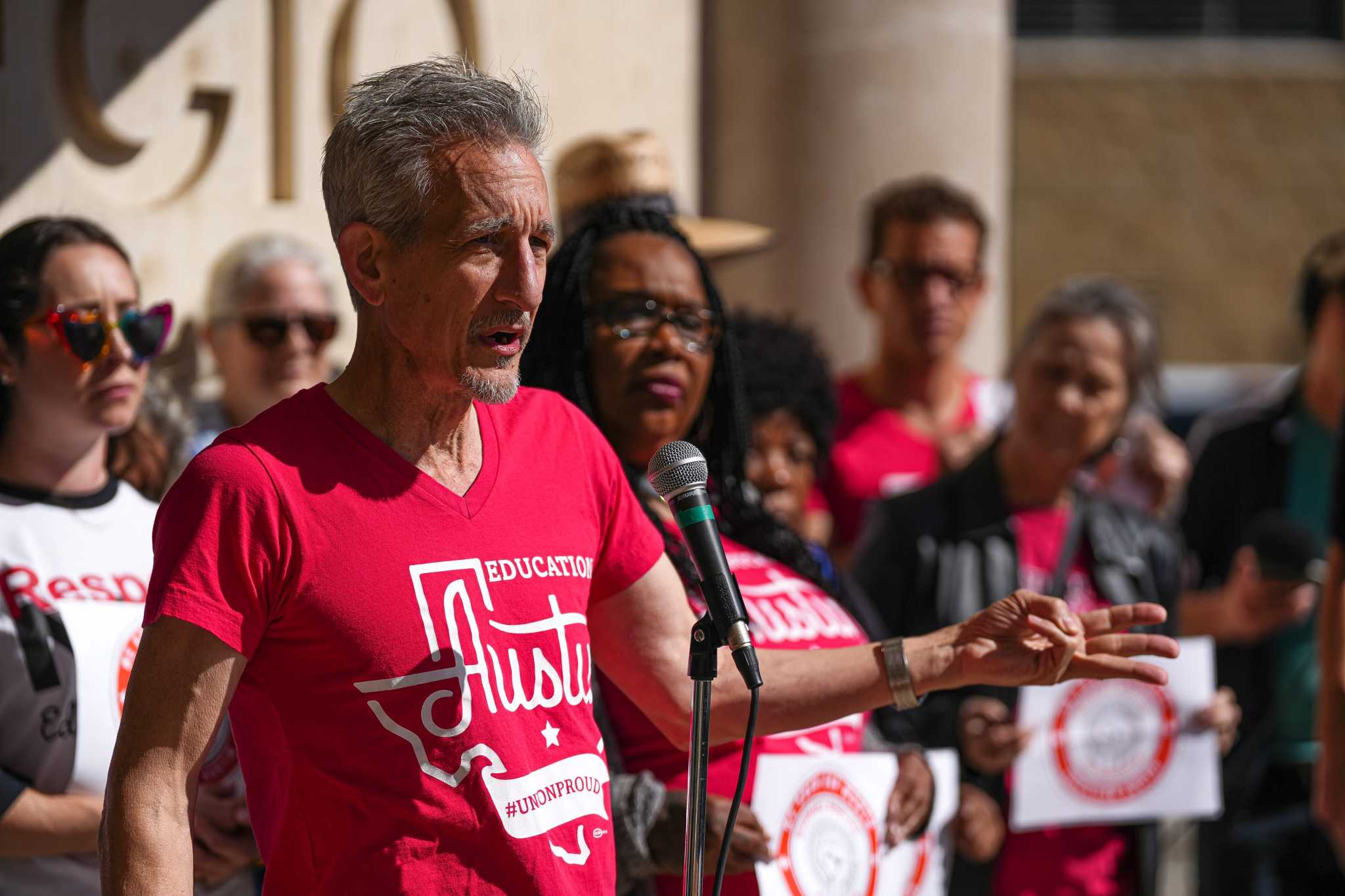 Austin, statewide teachers ask for more pay, better conditions