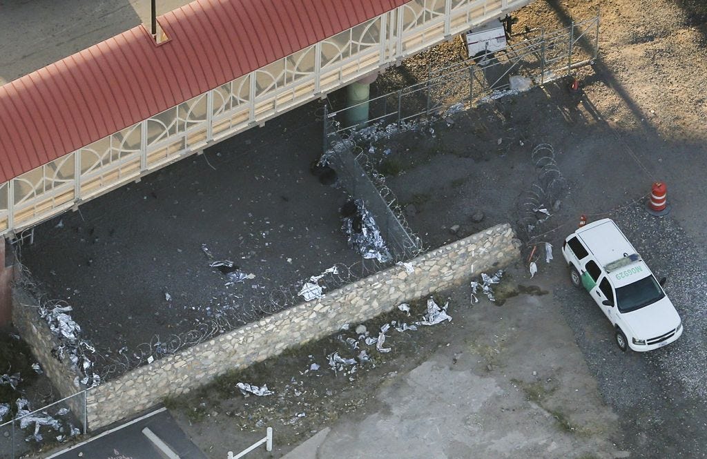 US immigration to close holding area under El Paso bridge