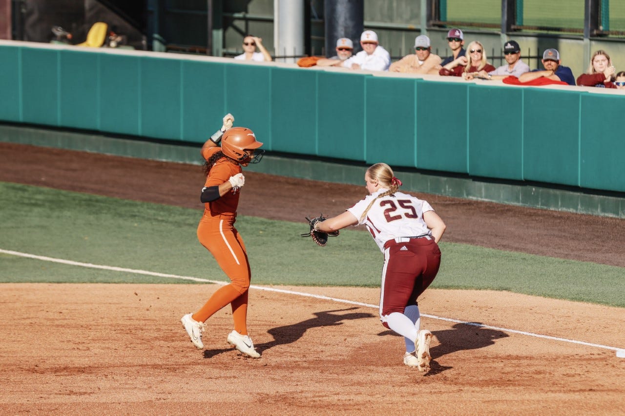 Texas softball team tops Texas State in Longhorns' ninth shutout