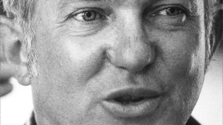 Conservative commentator James J. Kilpatrick dies at 89