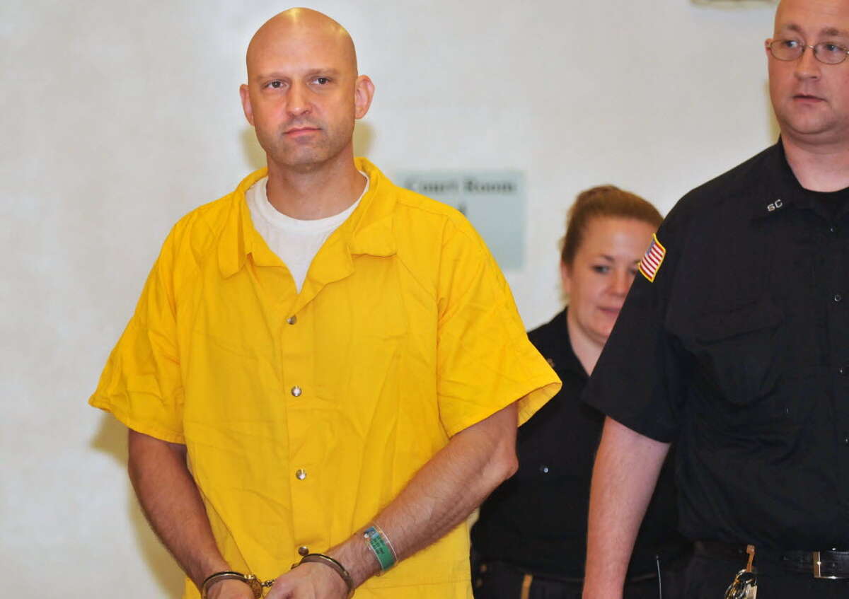 Ex officer will serve federal time