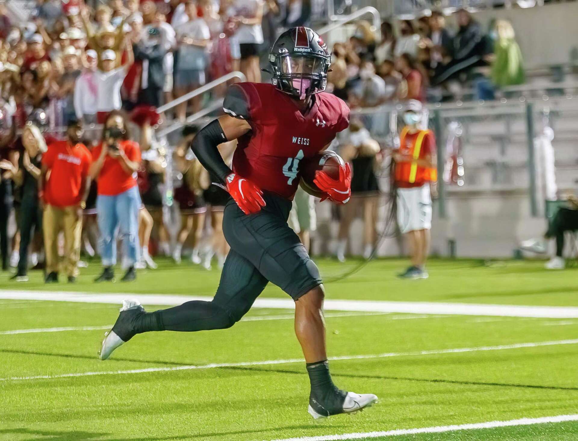 Cole Thompson, Kennedy Kanagawa, Jo Ellen Pellman, Mike Cefalo and Paolo  Montalban Photo (2024-01-26 11:13:33), image size:1920x1464