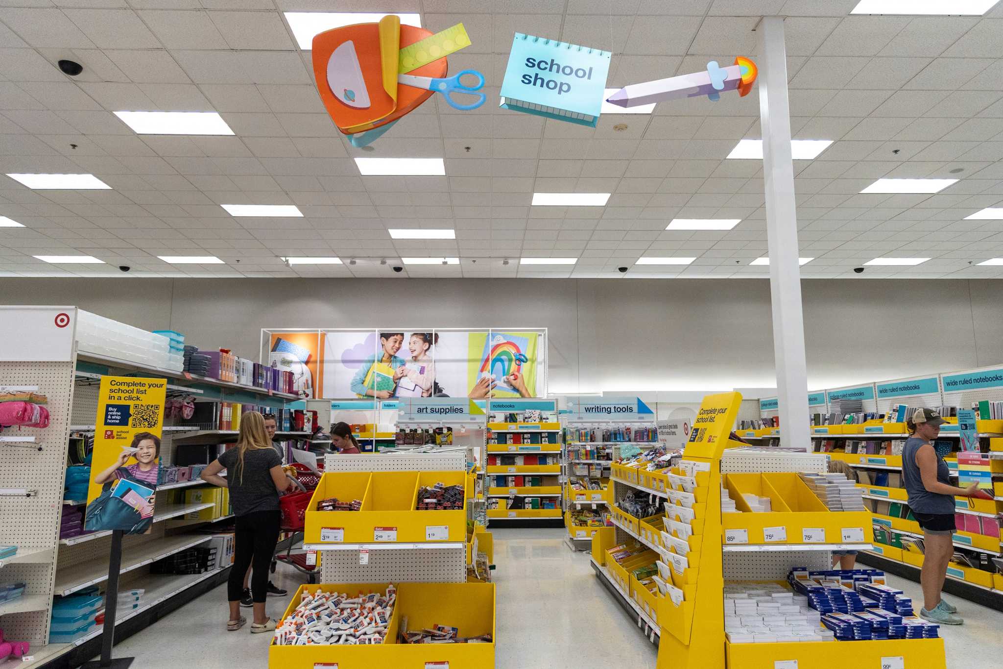 When is Texas' tax free weekend 2023? How to save on school supplies