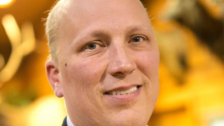Cruz Raddock In crowded race to replace Lamar Smith, Cruz makes his pick plain