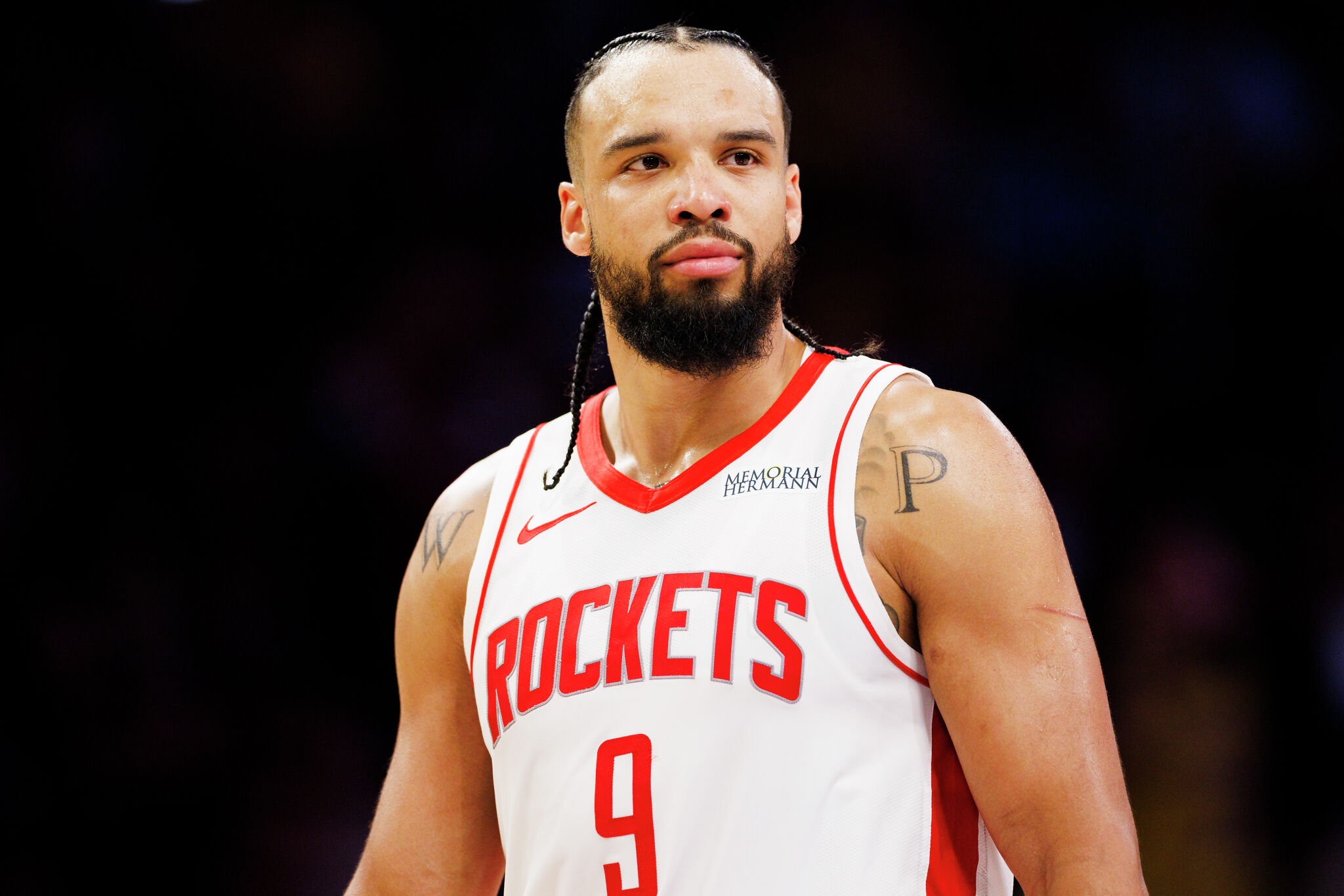 Former Rockets player alleges ex threatened to cut his fingers