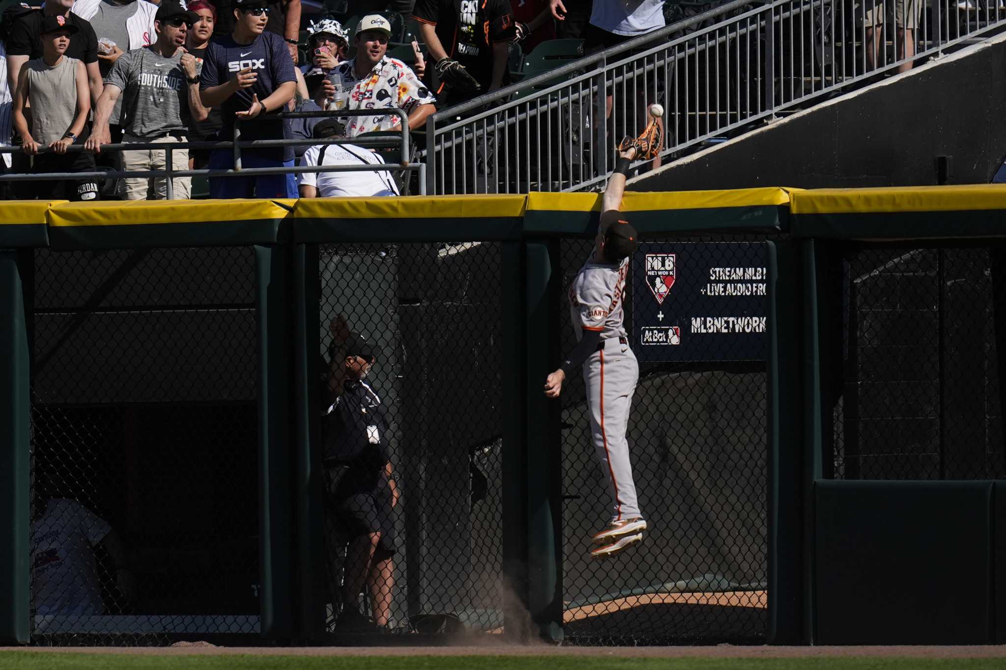Giants squander Robbie Ray’s solid start amid ugly offense in 1-0 loss to ...