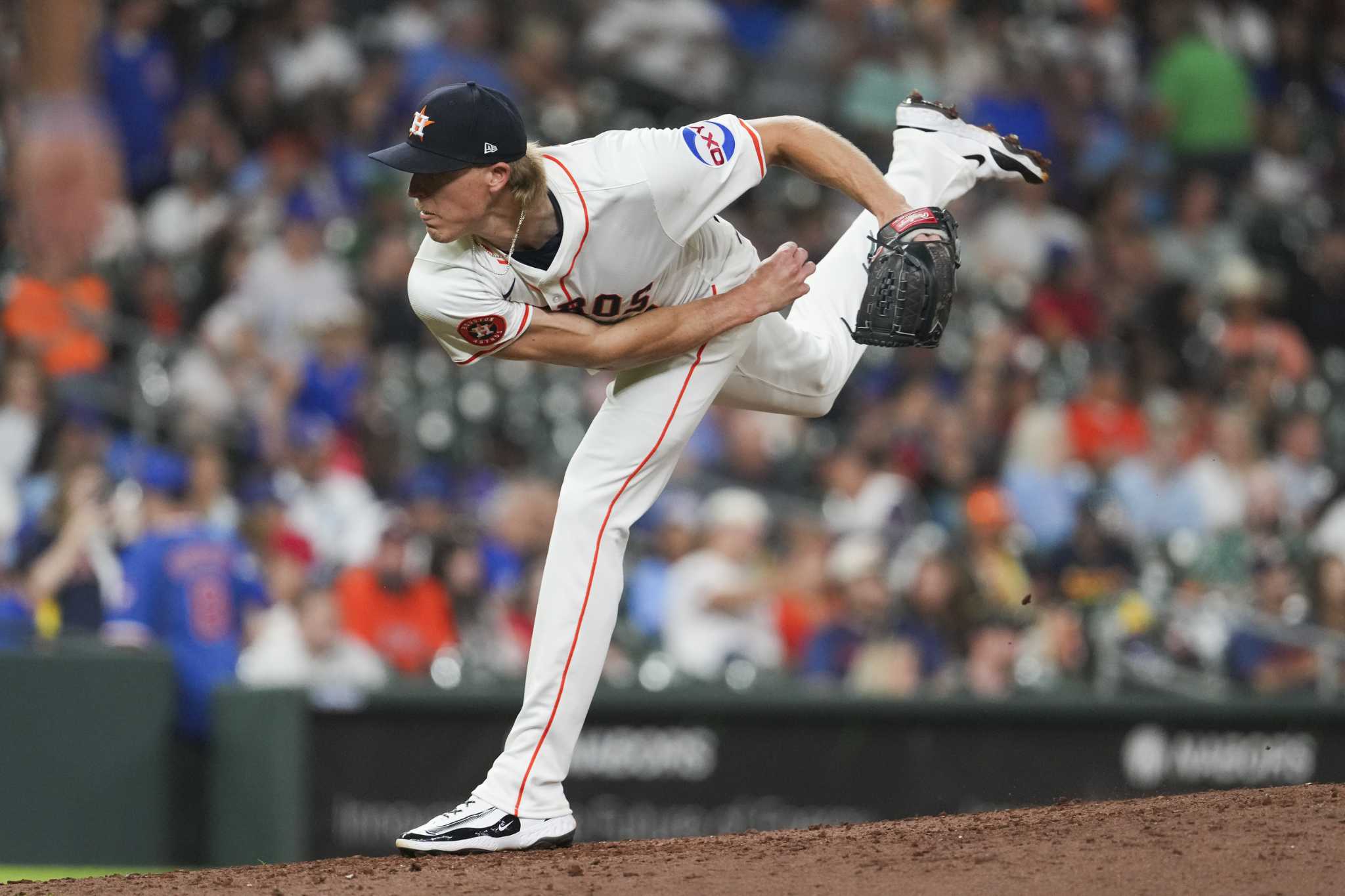 Houston Astros call up reliever Jordan Weems, option Colton Gordon
