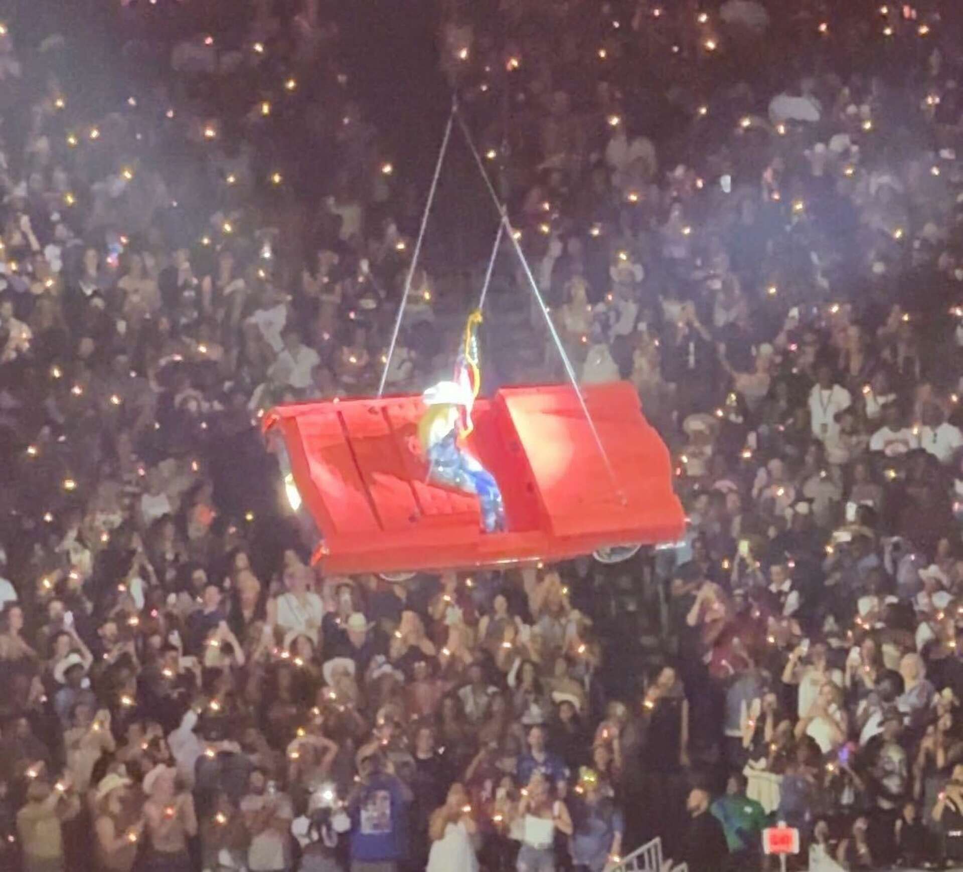 Beyoncé's Houston show pauses after flying car gets stuck in air