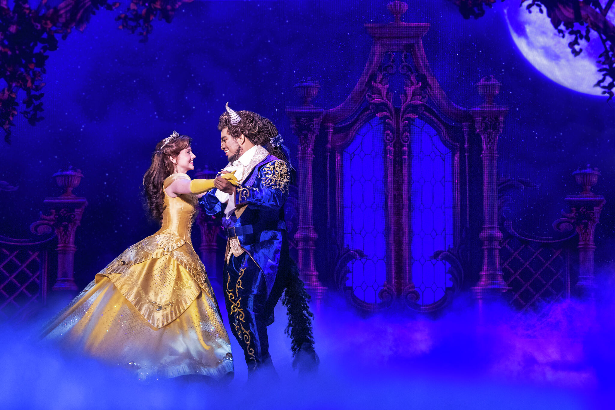 Review: 'Beauty and the Beast' tour revamps 'tale as old as time', image size:2048x1365