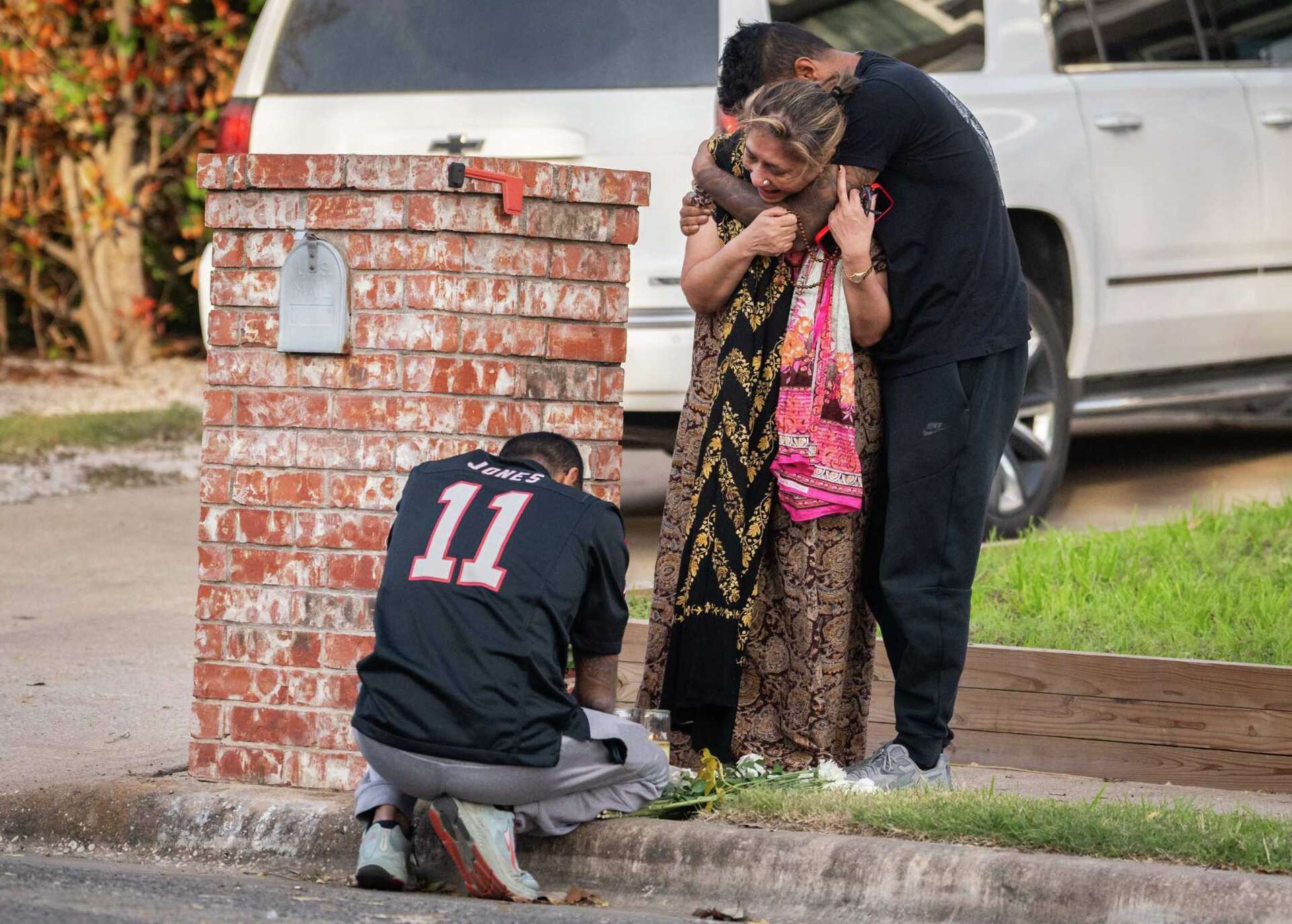 Austin shooting timeline: Man kills parents, 4 others in mass killing