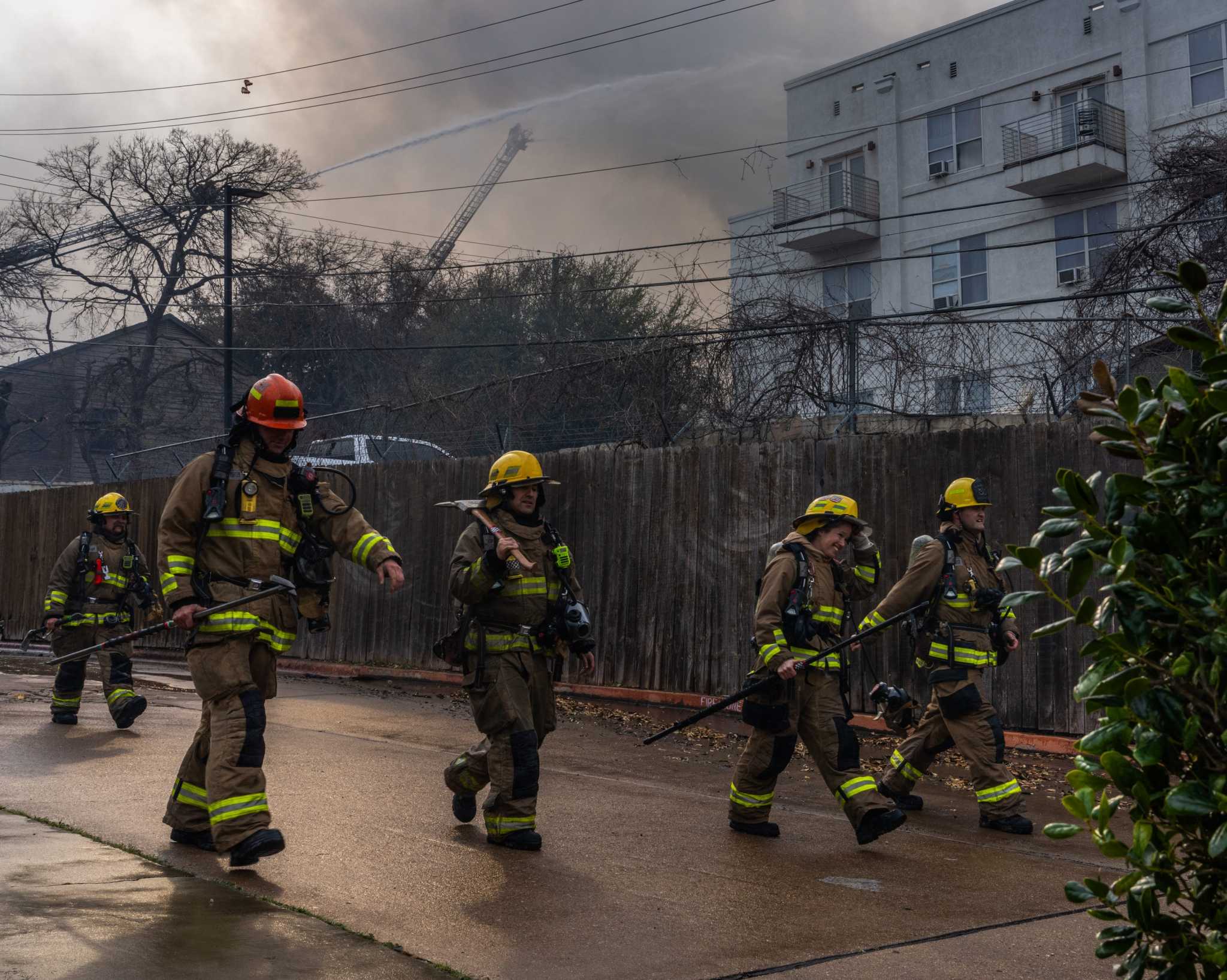 Cause of 4-alarm fire at South Austin buildings unlikely to be ...