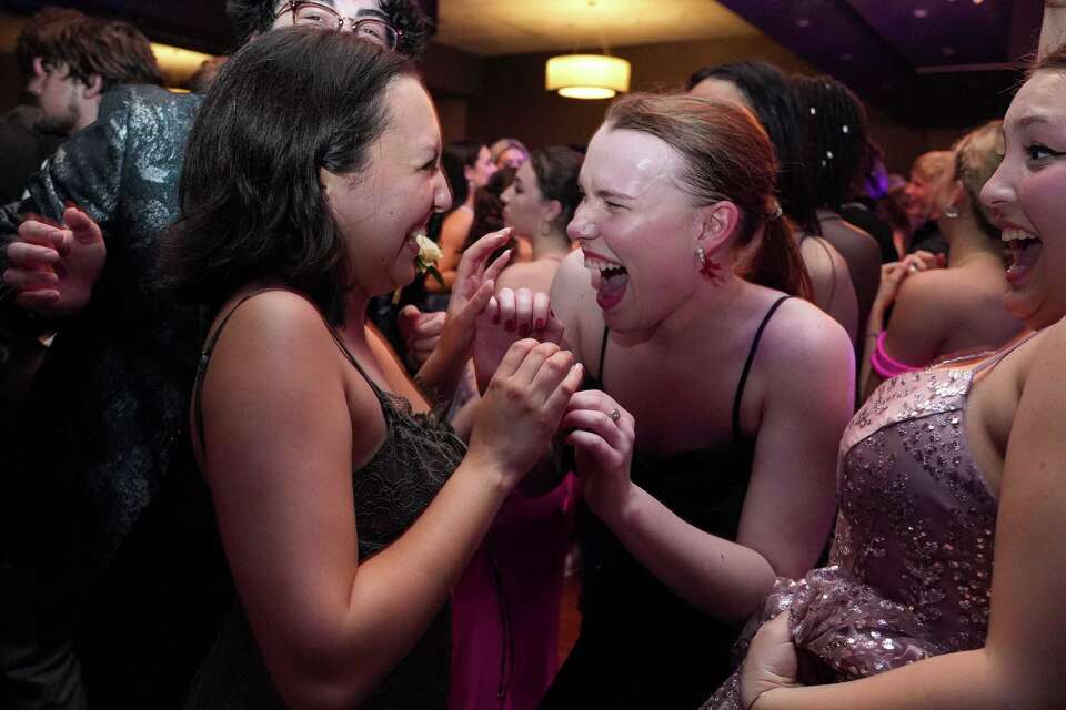 Round Rock High School's prom takes over the Sheraton in Georgetown