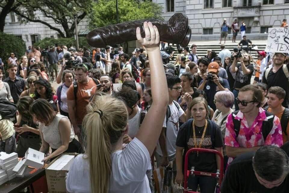 UT sex toy campus carry protest, 08.24.16 UT sex toy campus carry protest, 08.24.16