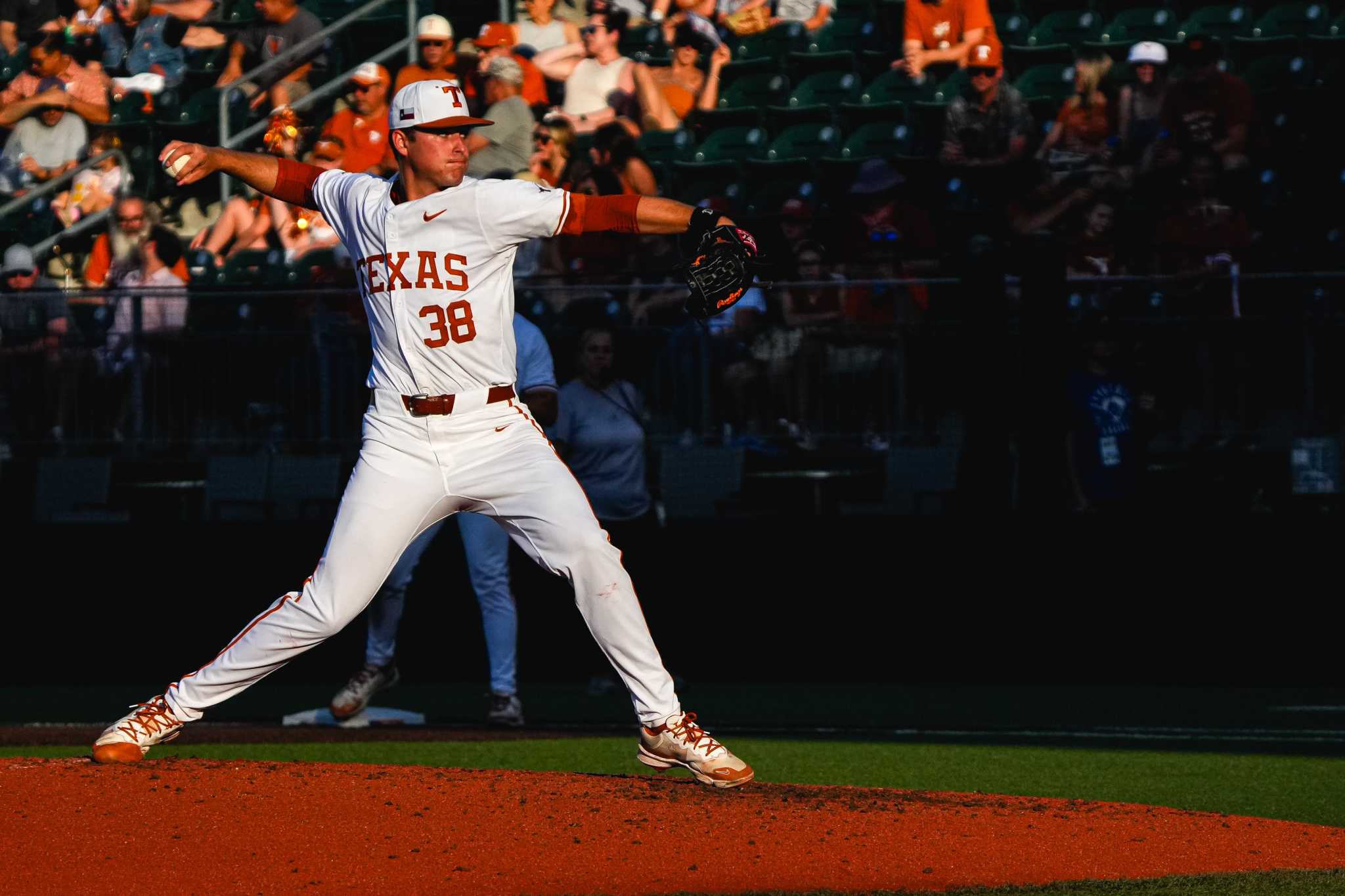 Max Grubbs pitching first for Texas as NCAA baseball tournament begins