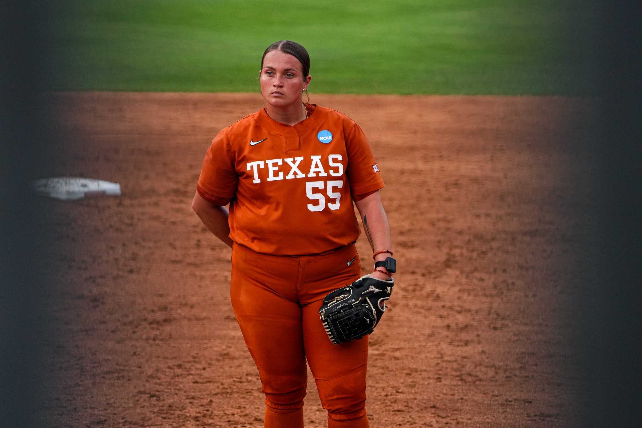 Longhorns lose NCAA Super Regional opener softball game against Texas A&M