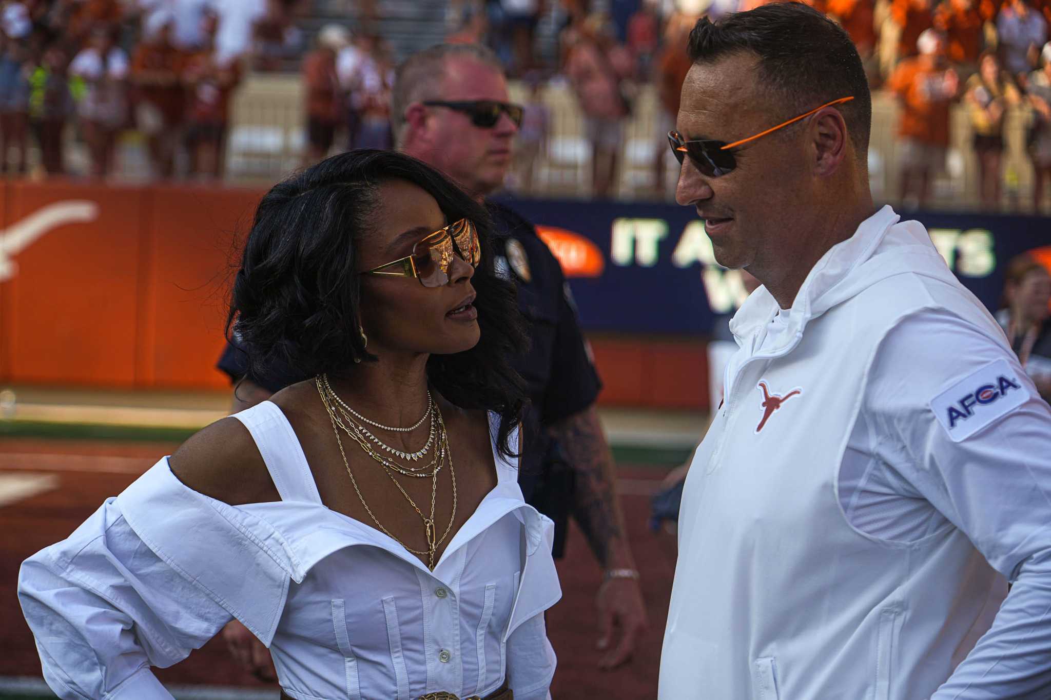 Texas football coach Steve Sarkisian and wife Loreal jointly file for ...