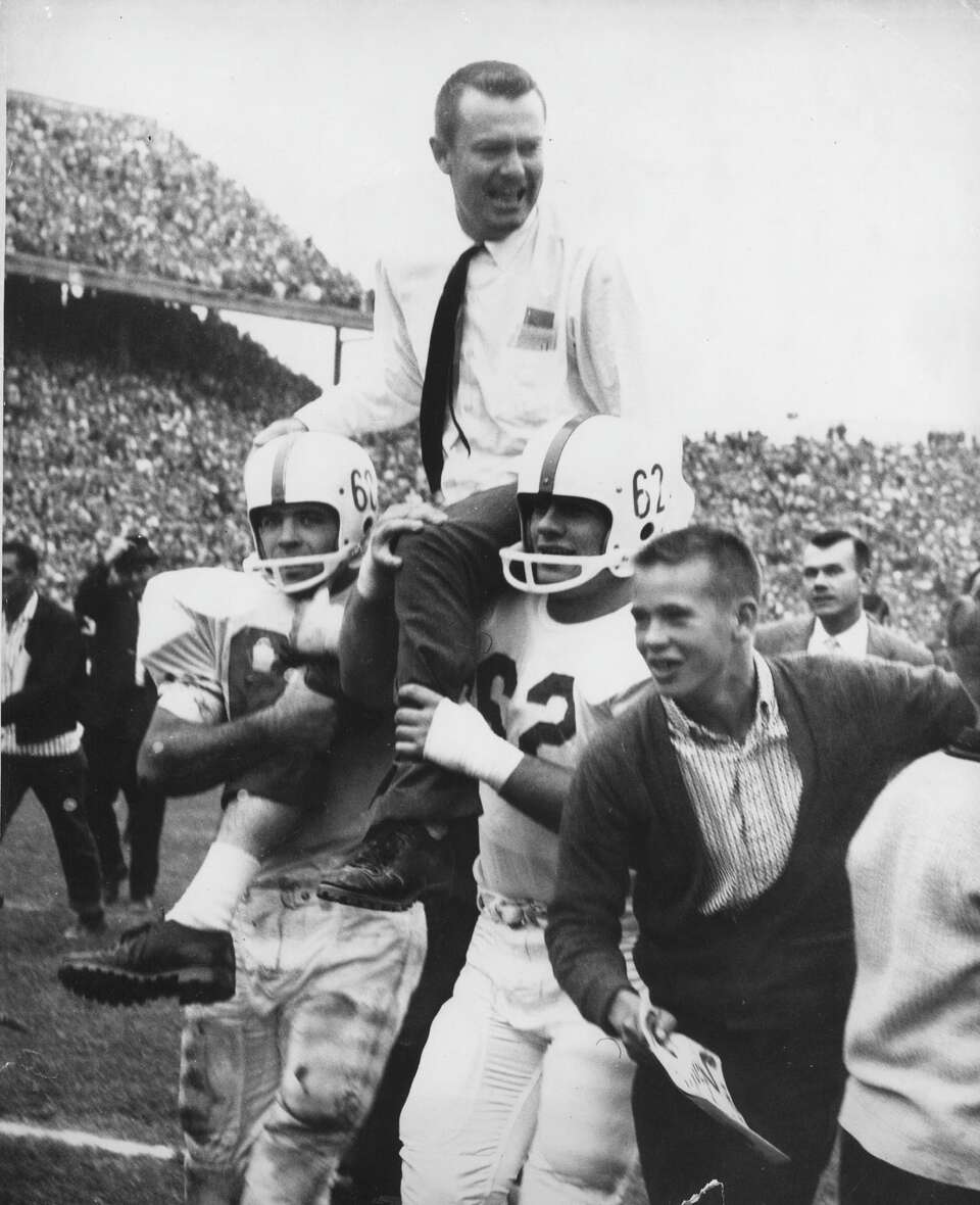 Runnin' With The Big Dogs: The Long, Twisted History Of The Texas-OU