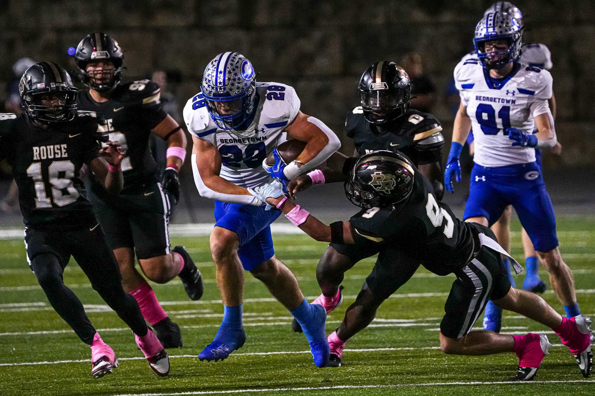 Walker Rouse Jett Walker helps beat Rouse after drawing Texas recruiting interest