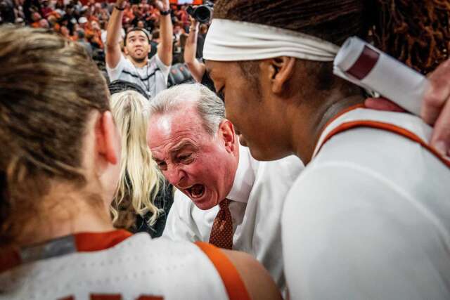 Texas women's basketball: Head coach Vic Schaefer, Longhorns agree to 3 ...
