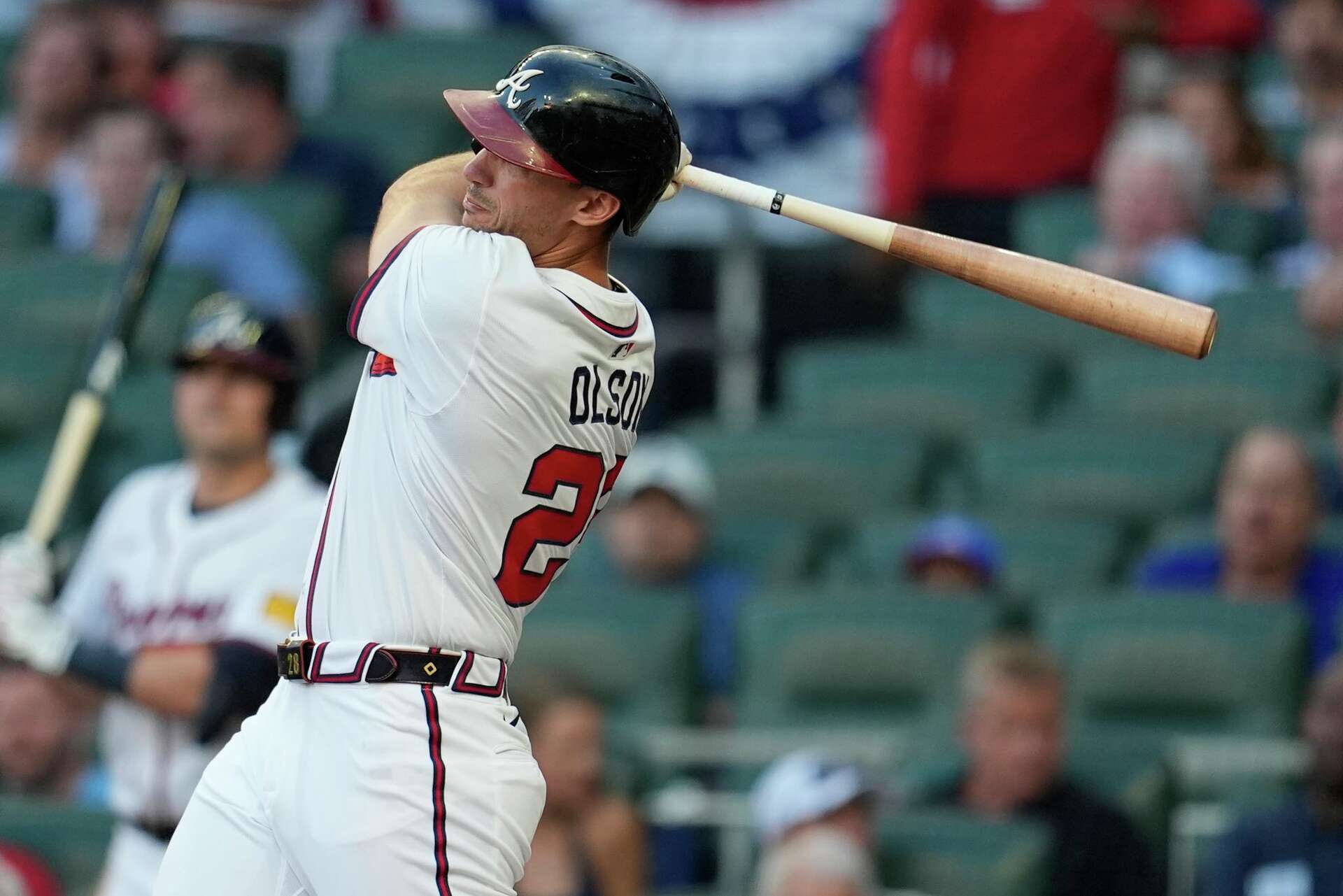 Olson's grand slam powers Braves' seven-run inning in 8-3 win over Angels