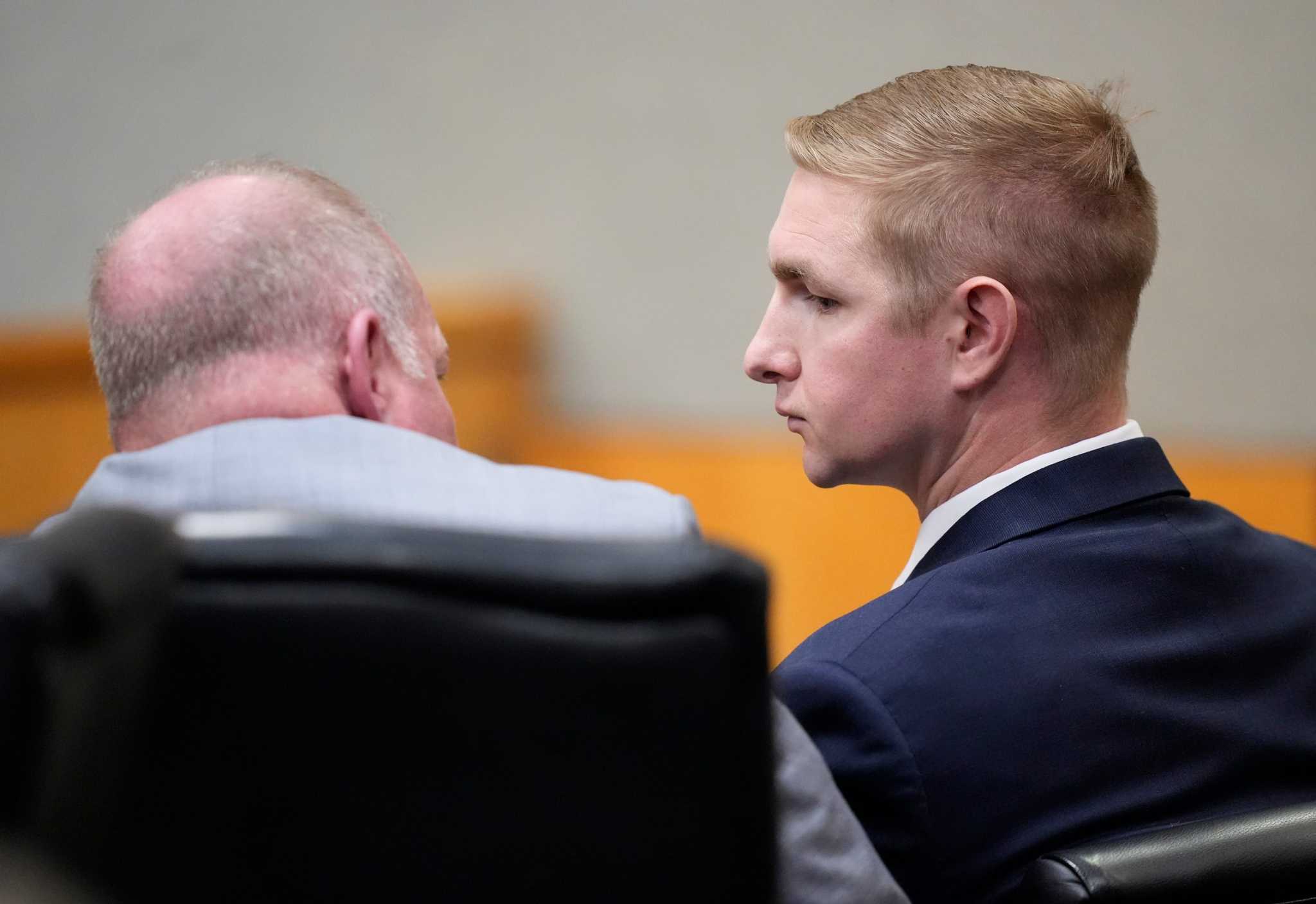 Austin police officer released on bond after receiving prison sentence