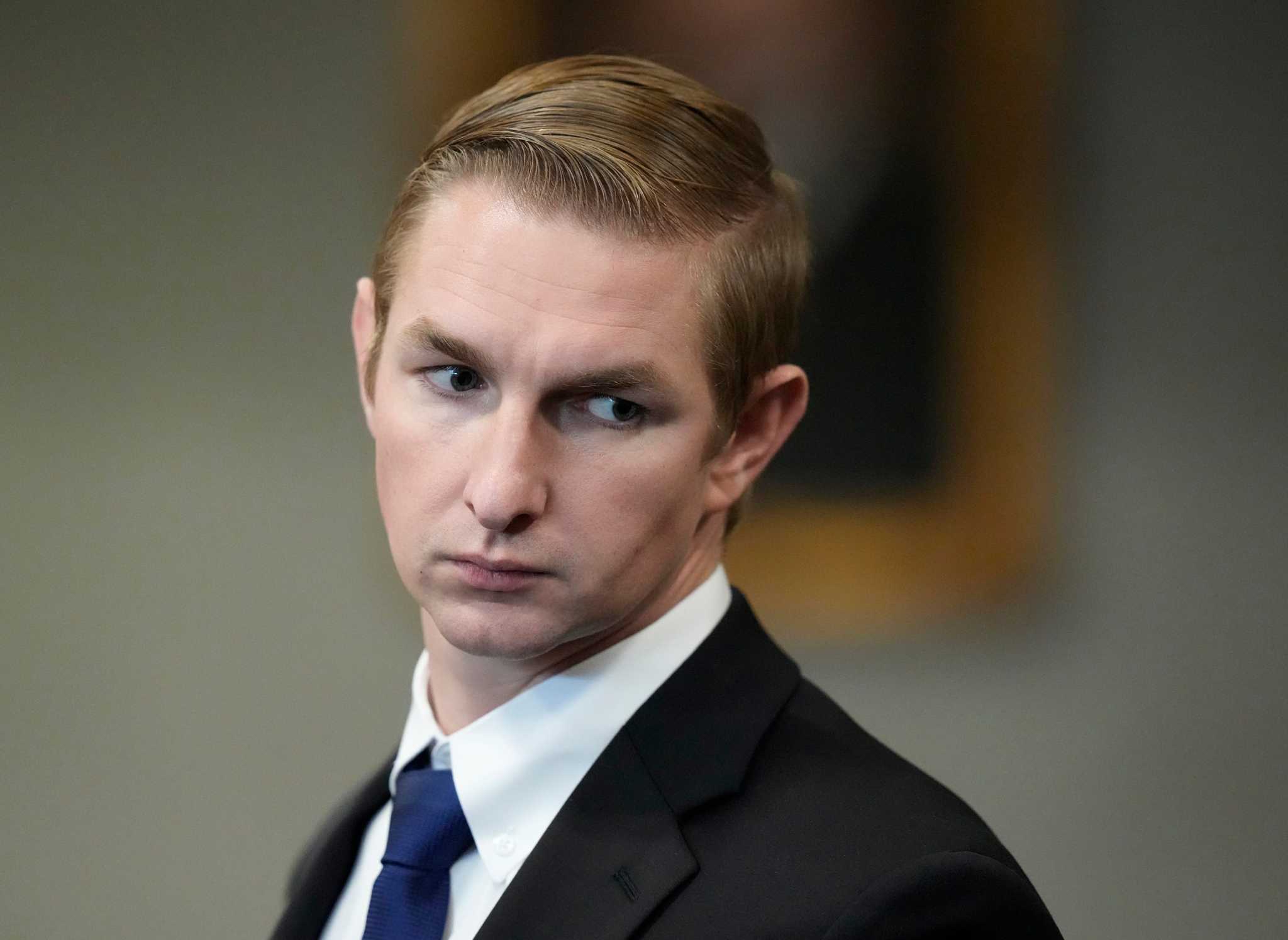 Travis DA forgoing murder charge against Austin police officer
