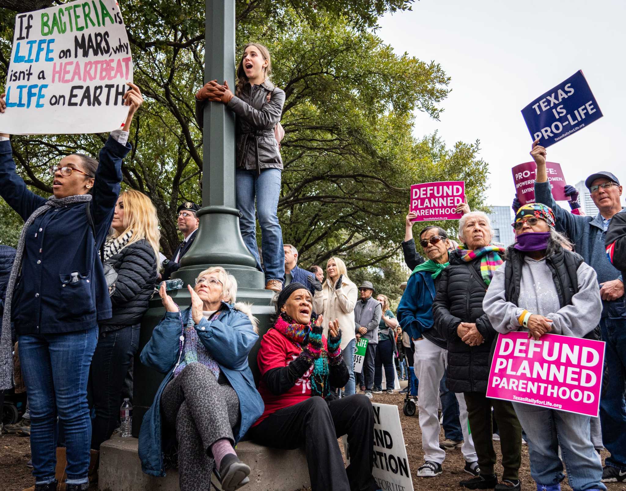Thousands march to Capitol at anti-abortion 2025 Texas Rally for Life