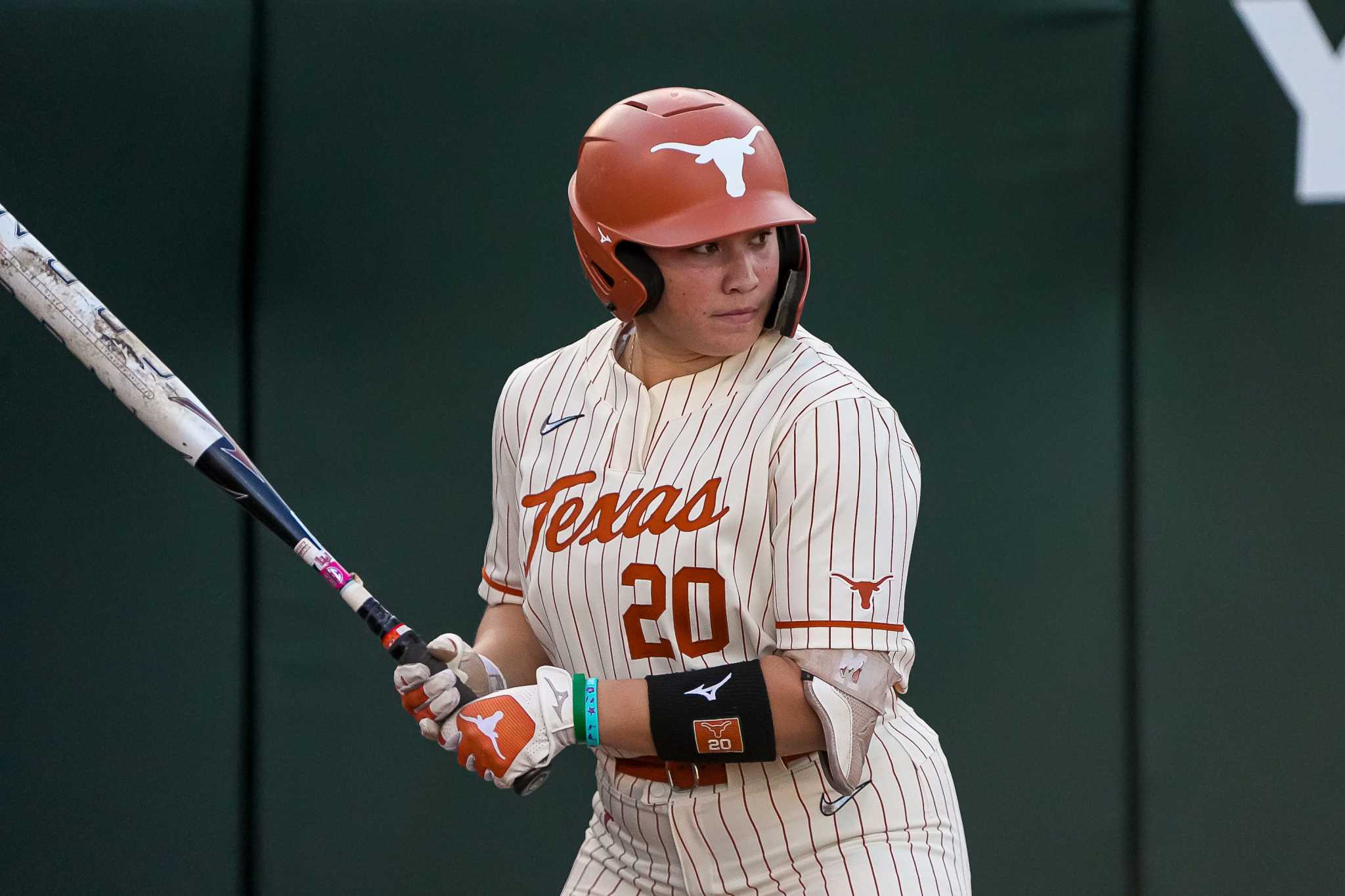Texas softball midseason grades: Longhorns' report card full of A's ...