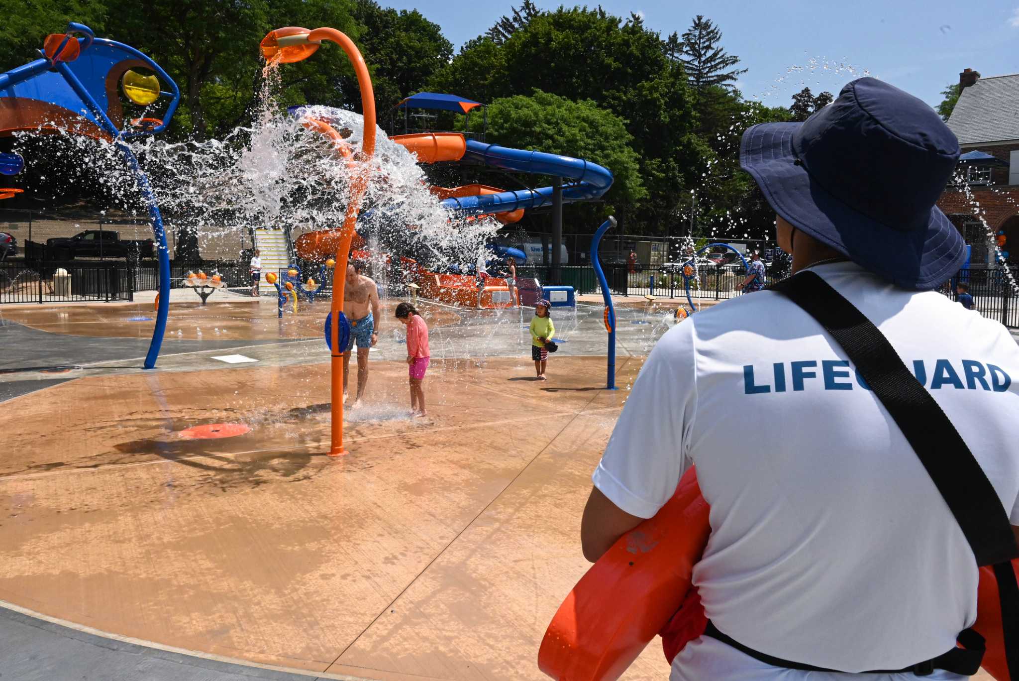 Sweltering Friday National Weather Service warns of sweltering heat across region Sunday