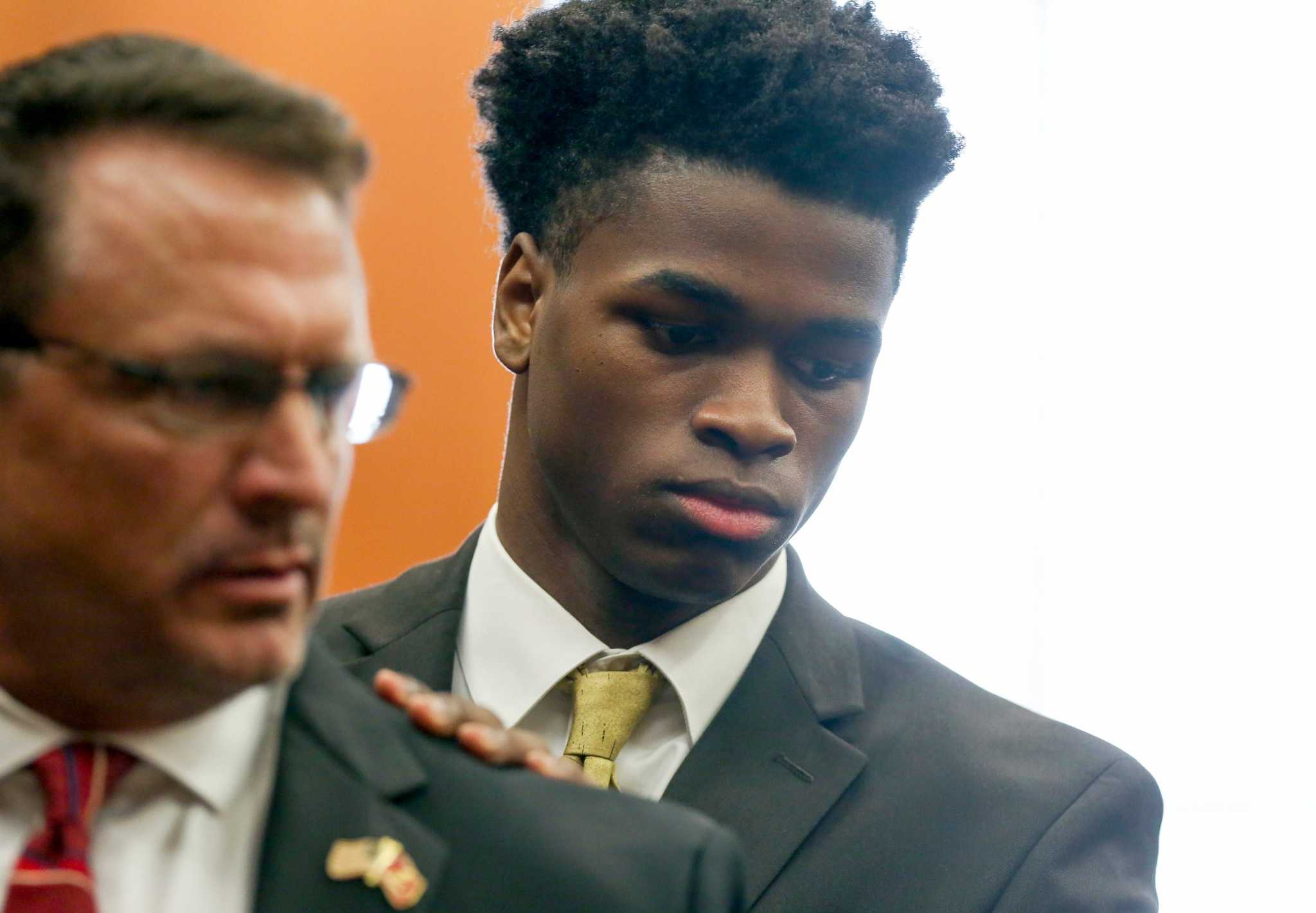 Texas Digest: Mistrial declared for teen charged in parents' killing