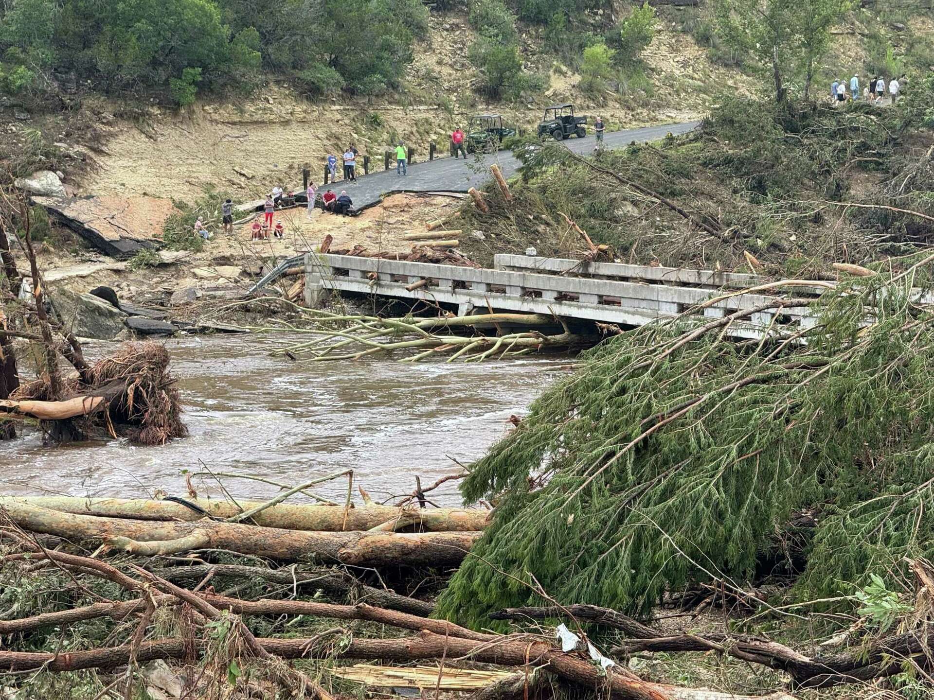 Death toll in Texas Hill Country floods at 43