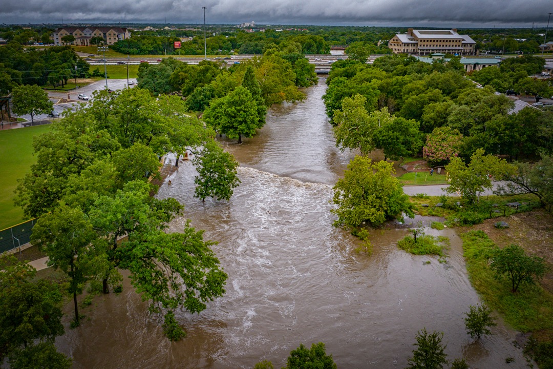 George Strait gets tangled up in Texas flood relief fables