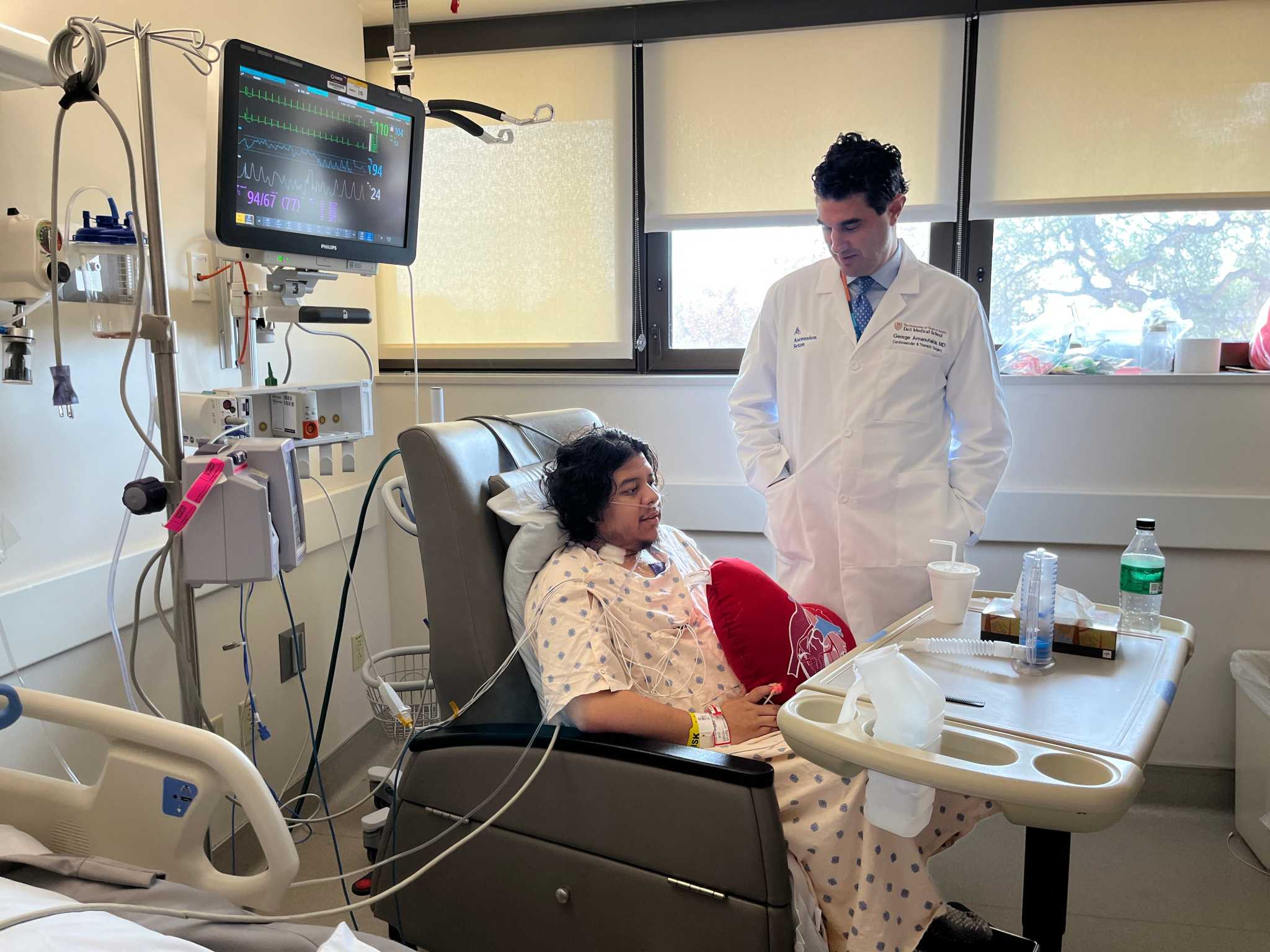 Texas woman survives a dangerous heart tear with help of Austin surgeon
