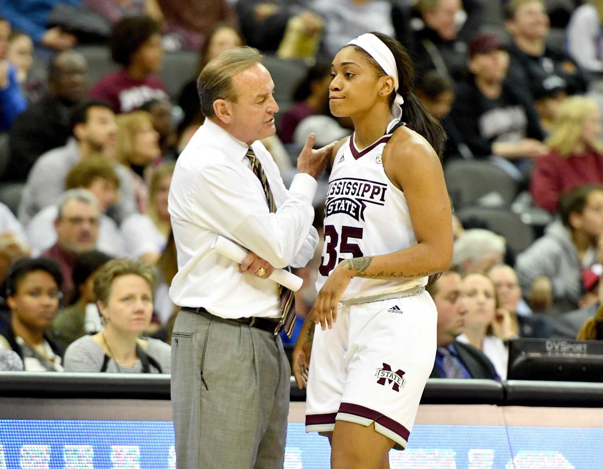 Texas women's basketball: Vic Schaefer adds ex-player Victoria Vivians to coaching staff