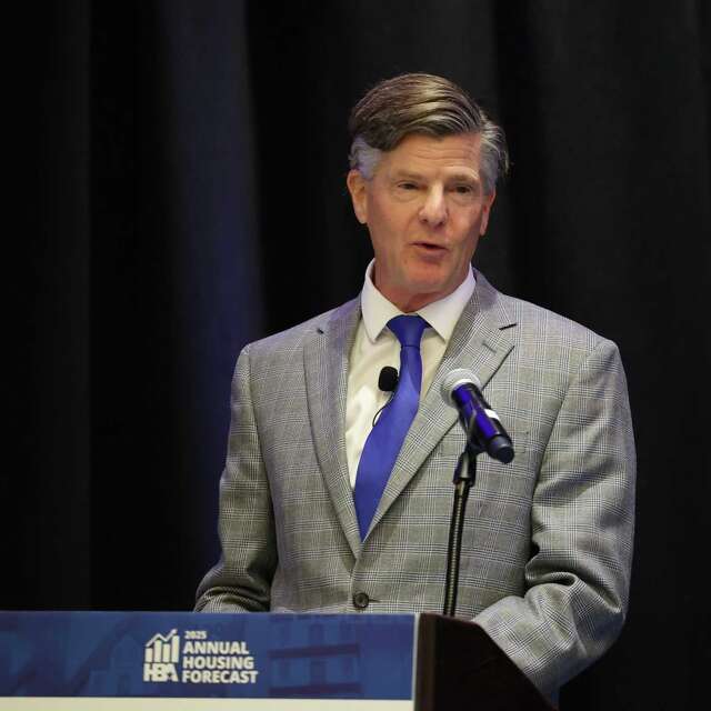 What's ahead for the 2025 Austin-area housing market? A leading expert ...