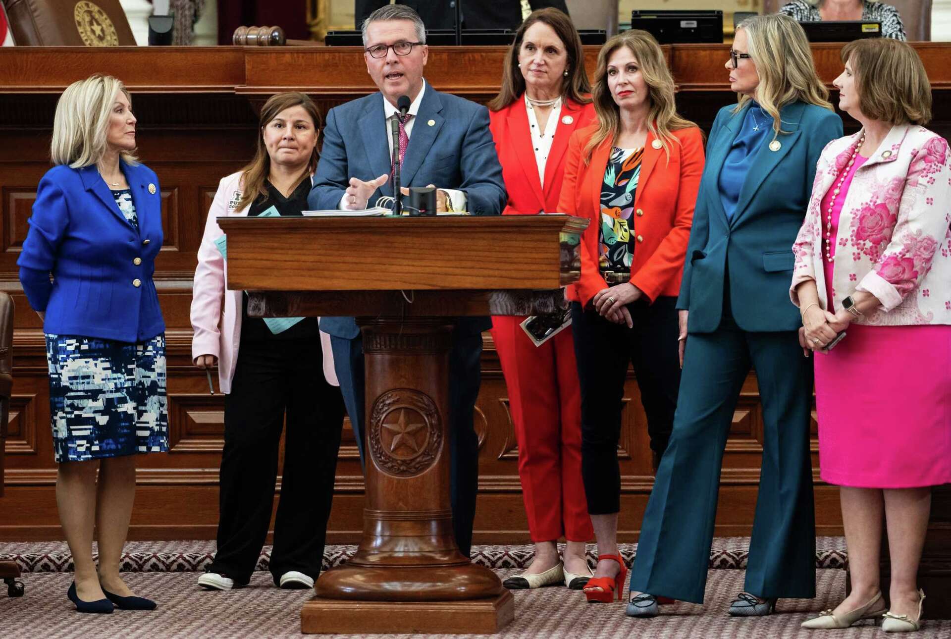Texas school voucher bill clears Legislature, heads to Abbott's desk