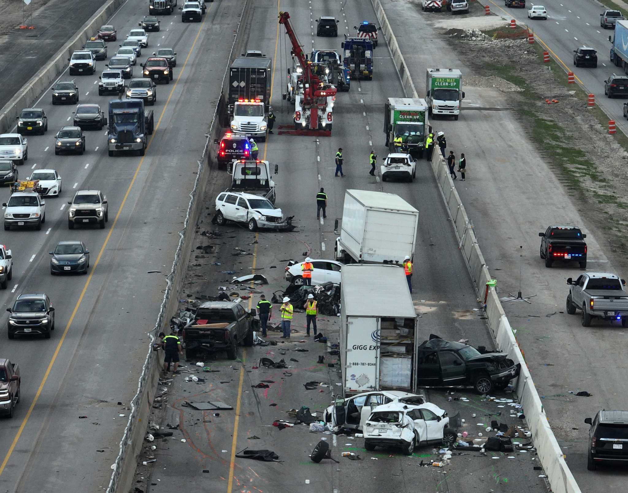 Trucker charged with intoxication manslaughter in I-35 crash was sober