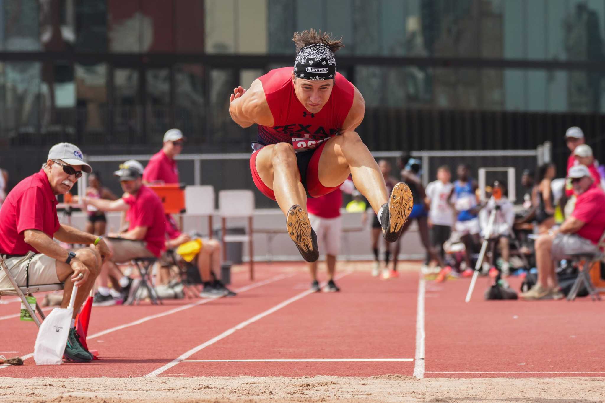 Austin-area athletes compete at the Texas UIL state track and field meet