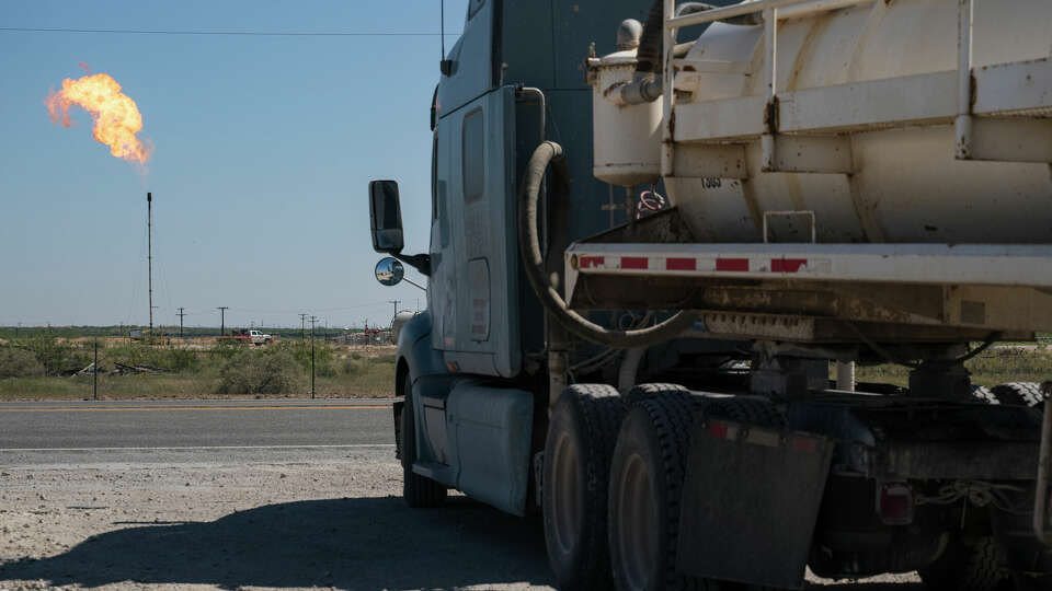 Texas lawmakers hope a series of new laws will help end oil field thefts in West Texas.