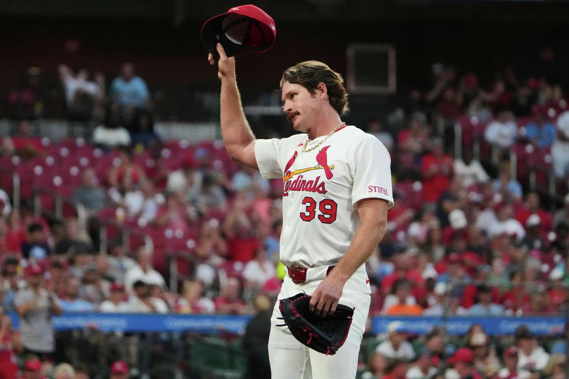 Miles Mikolas stars as the Cardinals beat the Nationals 8-1