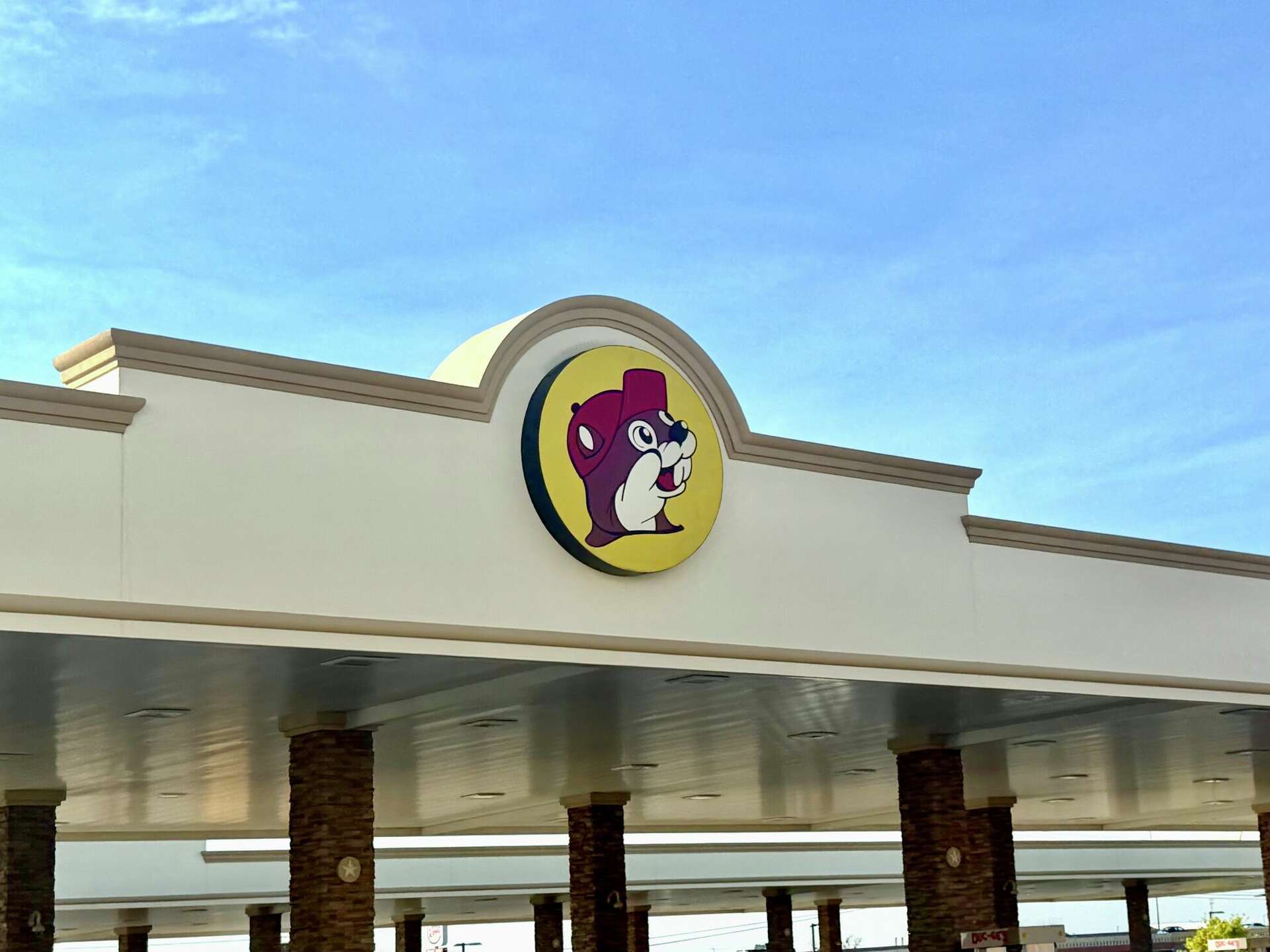 Buc-ee’s manager roles pay six figures